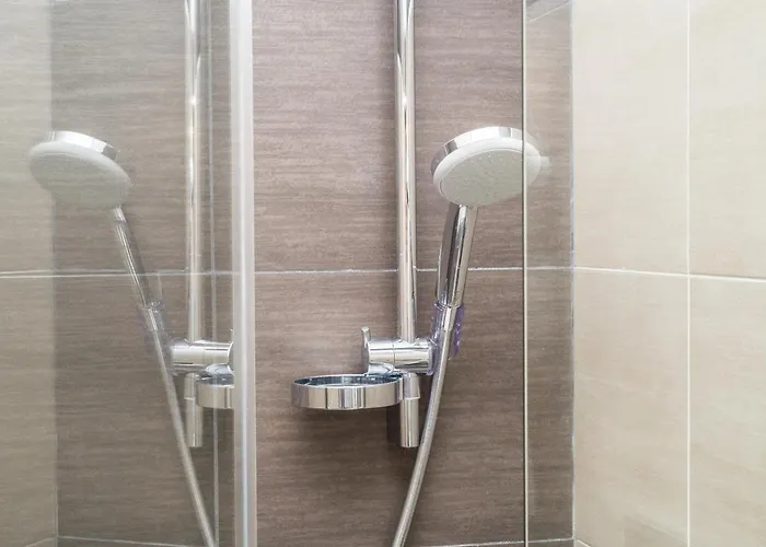Penta Luxury House Konukevi 4*